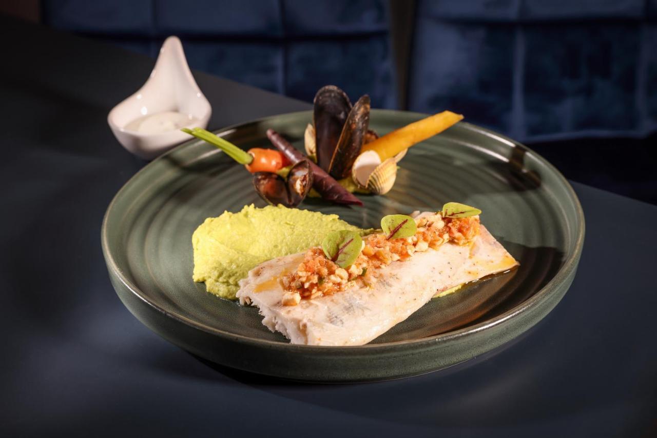 Hotel-Restaurant Logis Europa Maussac Εξωτερικό φωτογραφία